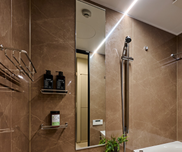 バーチカルミラー